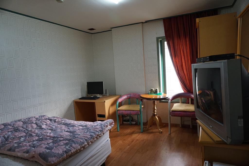 Grand Motel Busan Room photo